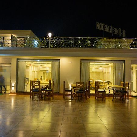 A One Lagoon Hotel Puri Luaran gambar