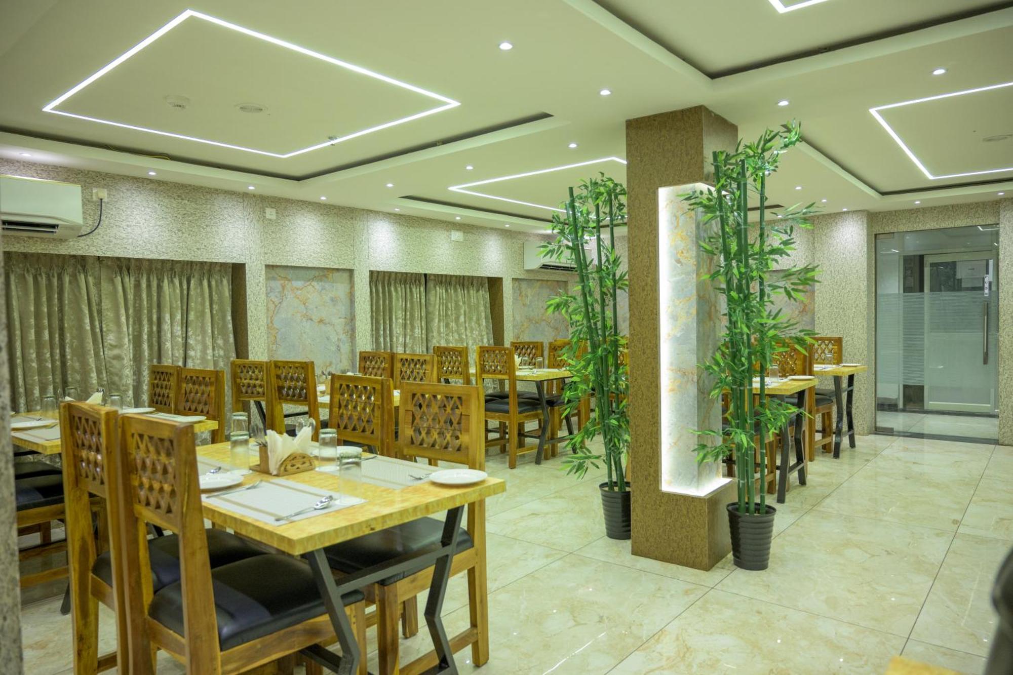 A One Lagoon Hotel Puri Luaran gambar